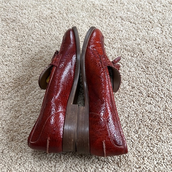 J.Crew mens 10.5 Biella crackled leather loafers in warm serpia. main image 6